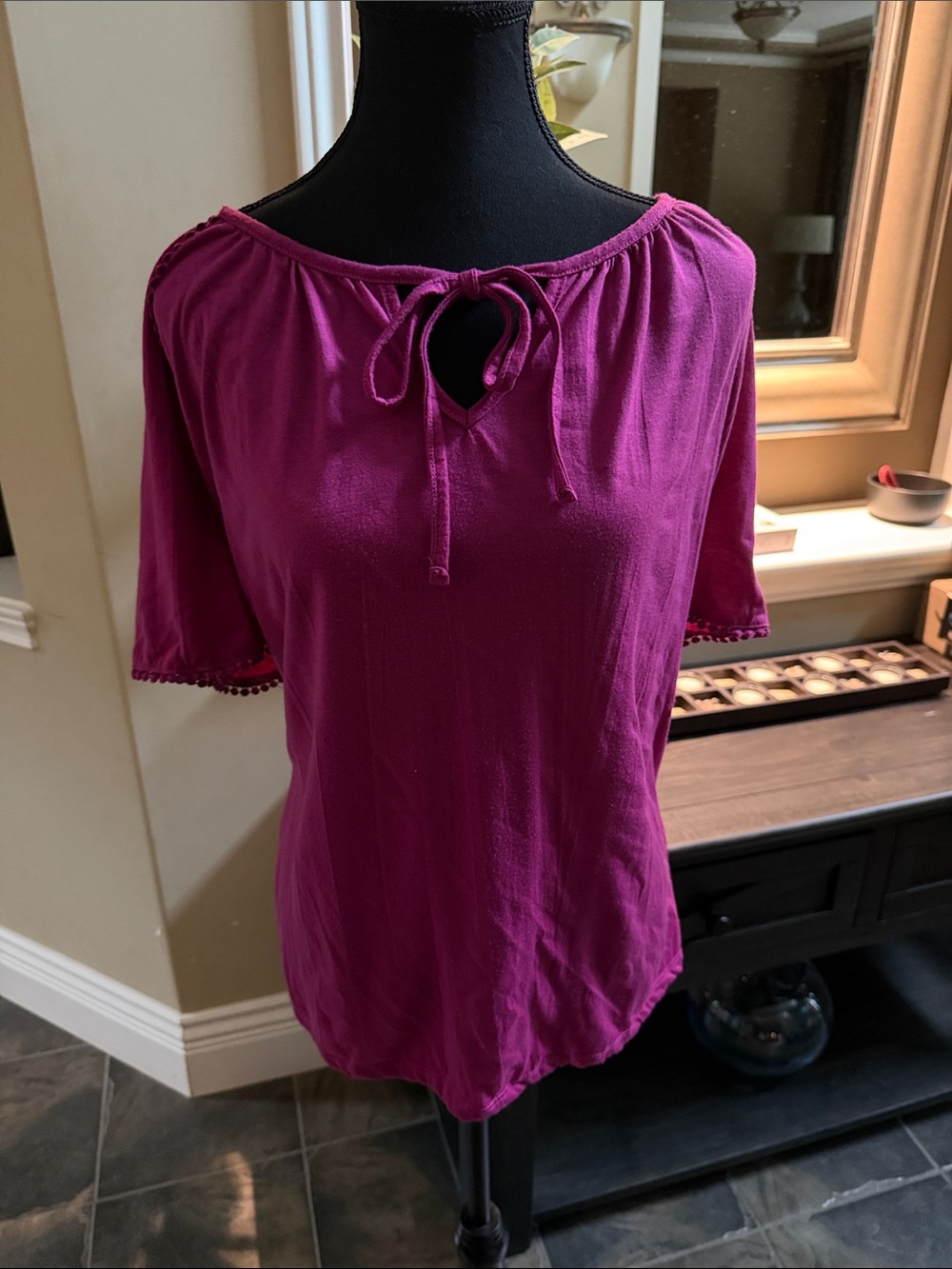 Women's Tie-Neck Short Sleeve Blouse in Magenta